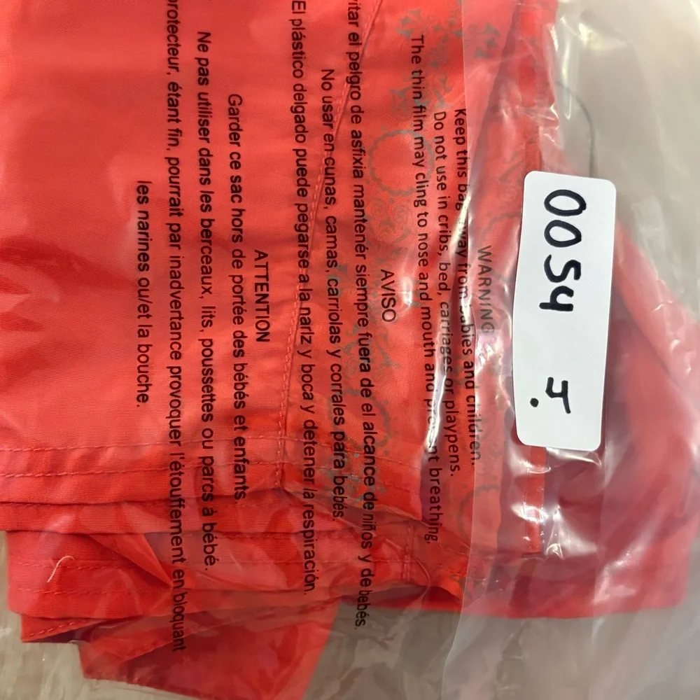 Mossimo Supply Co Women XXL 31 Coral Gym Running Shorts‎ Lightweight Activewear